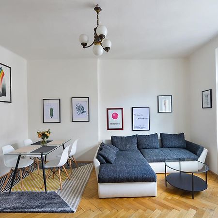 Old Town Sq. Apartment Прага Екстер'єр фото